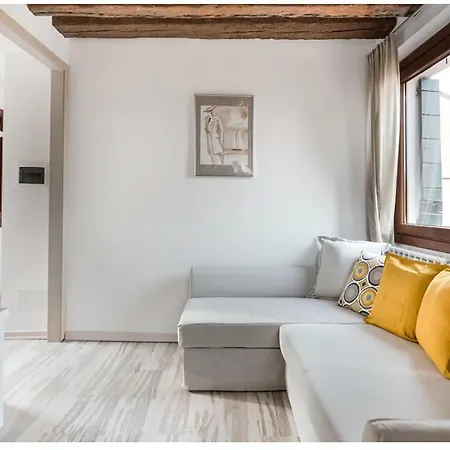 アパート Biennale Family In ヴェネツィア